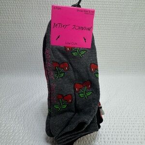 Betsey Johnson Gray Low Cut Socks
